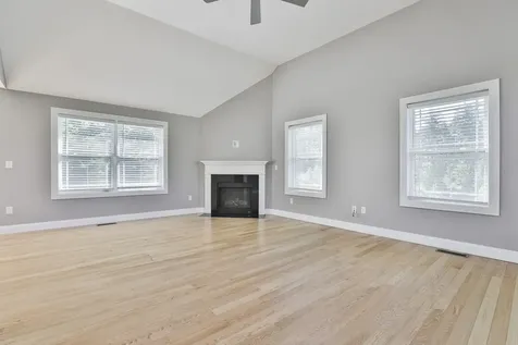 18 John King Drive Goffstown NH 03045