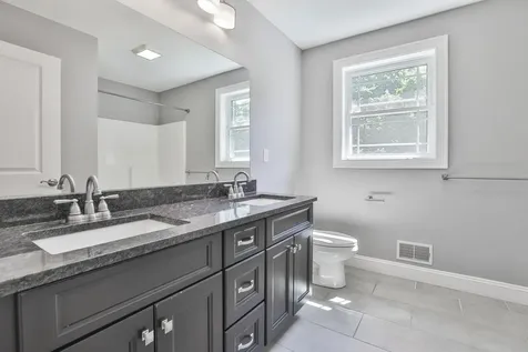 18 John King Drive Goffstown NH 03045