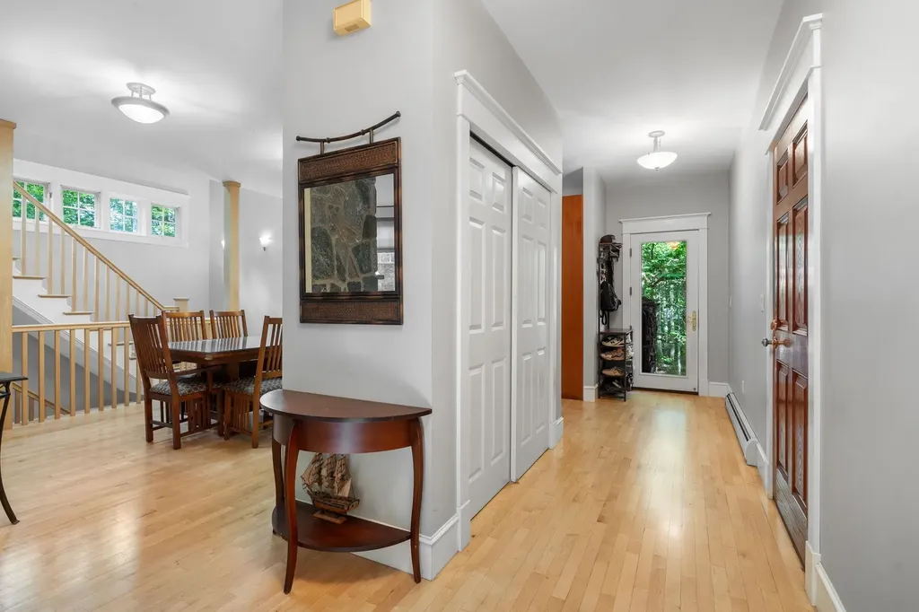 12 Fernwood Lane Grantham NH 03753