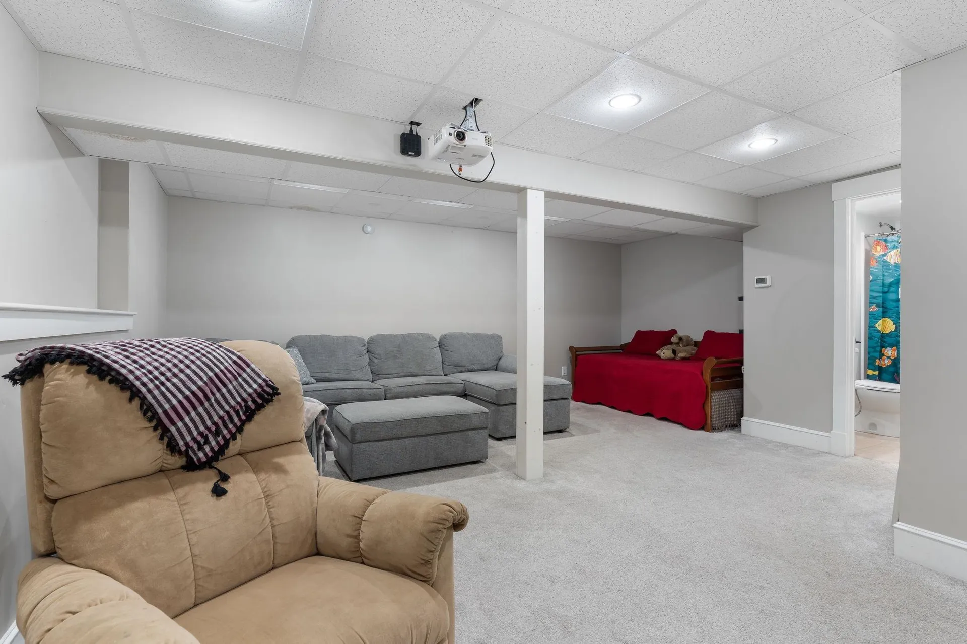 12 Fernwood Lane Grantham NH 03753