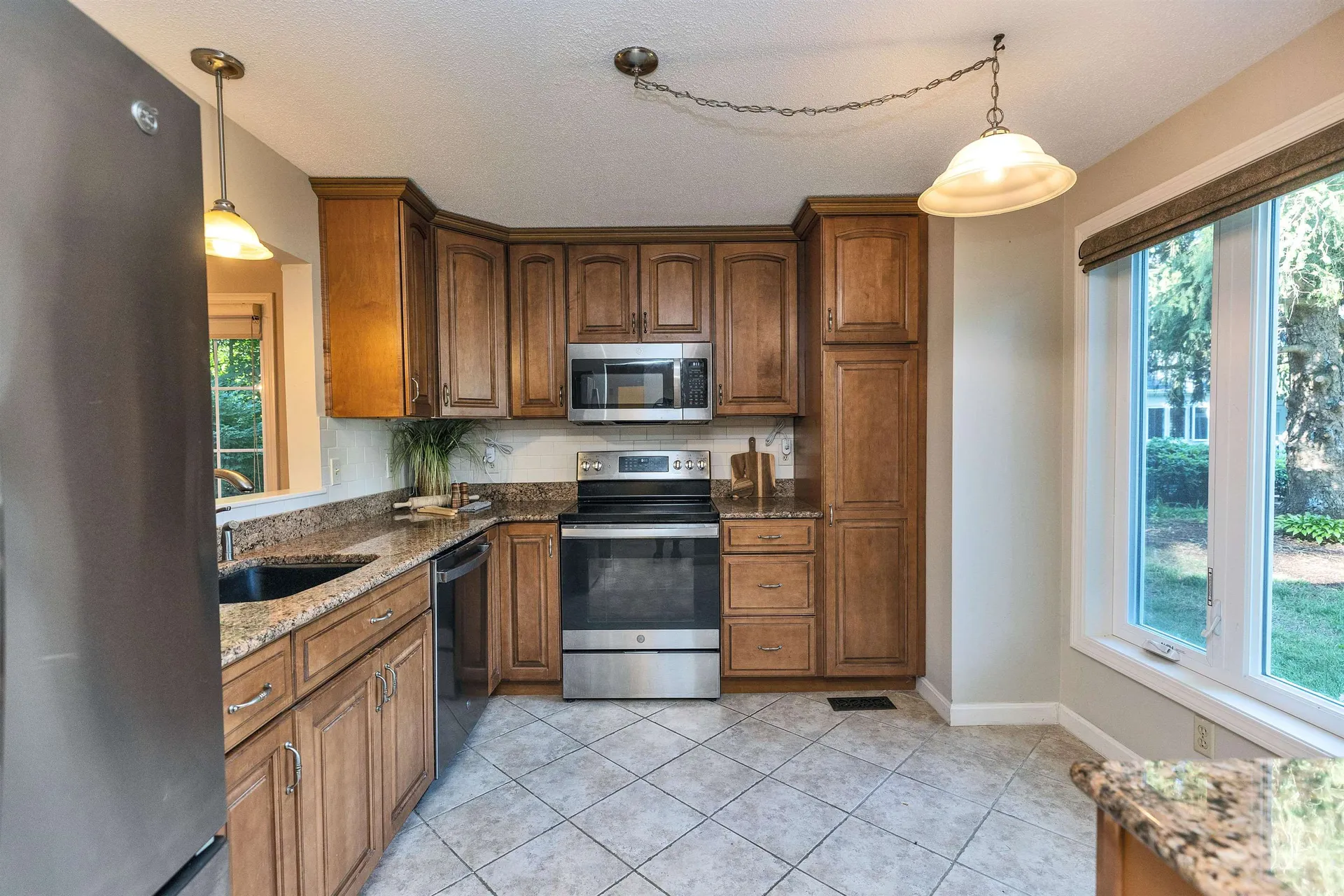 555 Straw Hill Road Manchester NH 03104