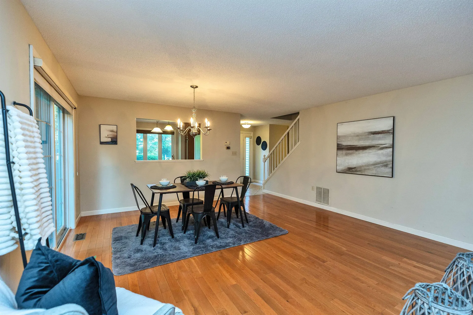 555 Straw Hill Road Manchester NH 03104