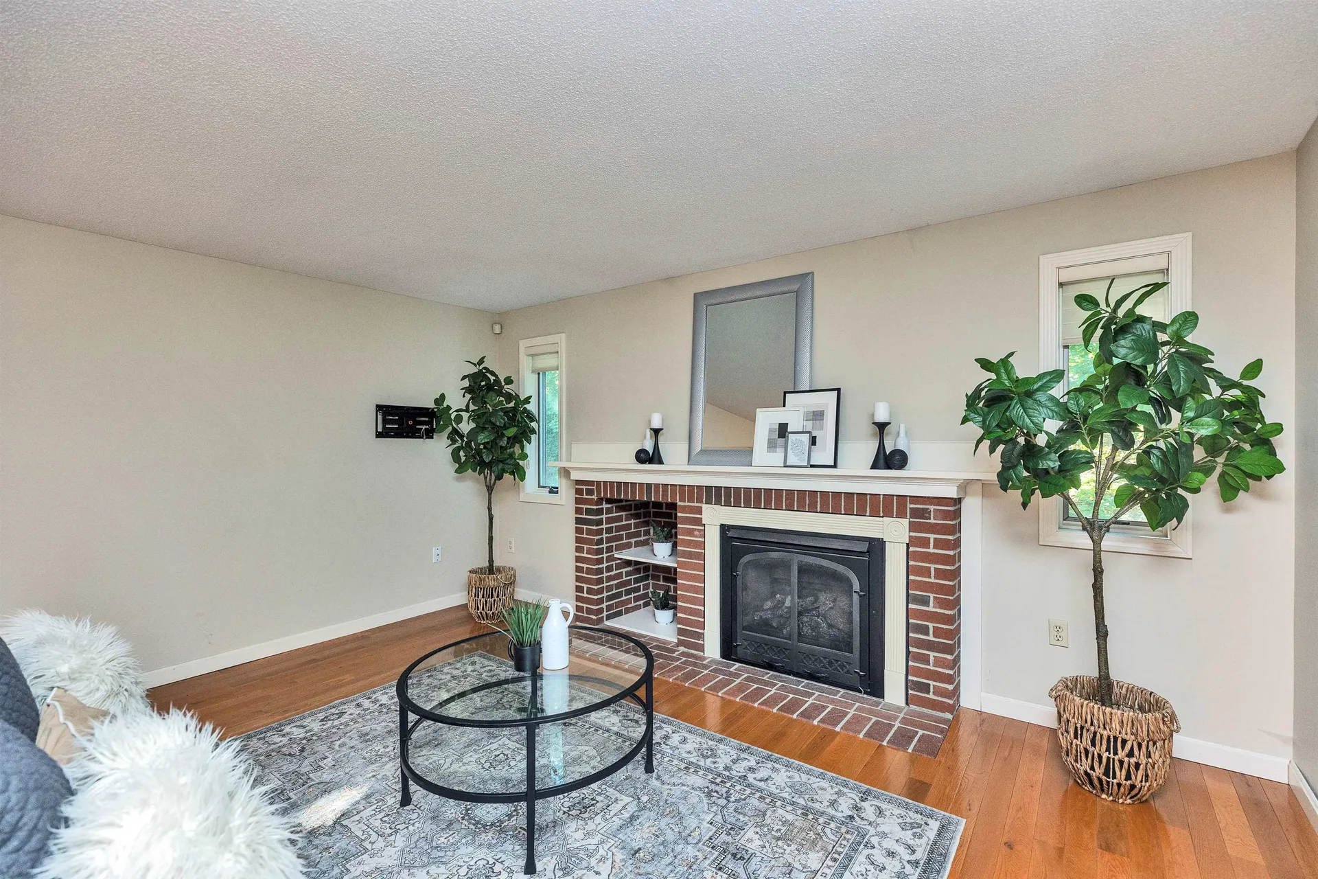 555 Straw Hill Road Manchester NH 03104