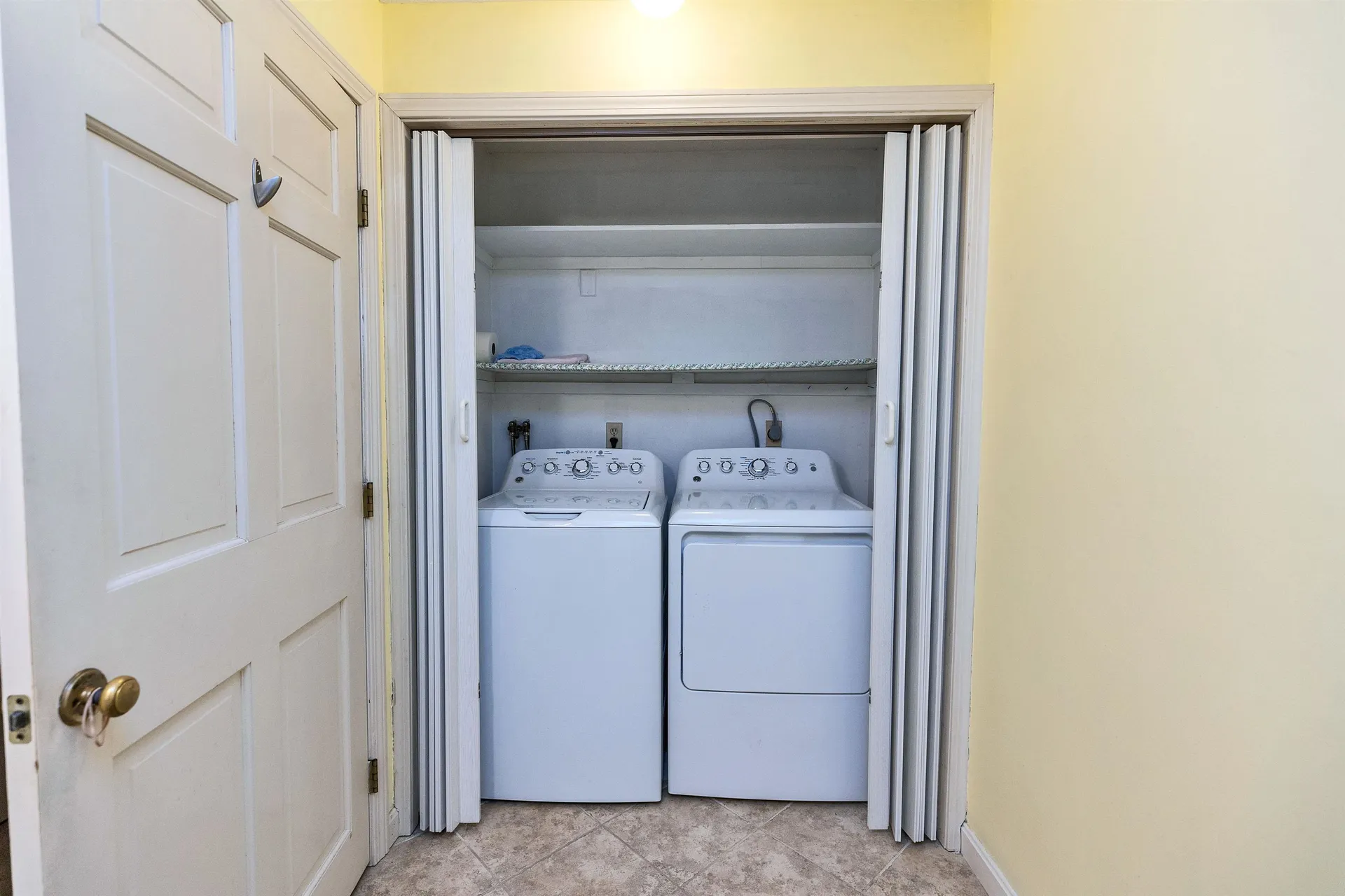 555 Straw Hill Road Manchester NH 03104