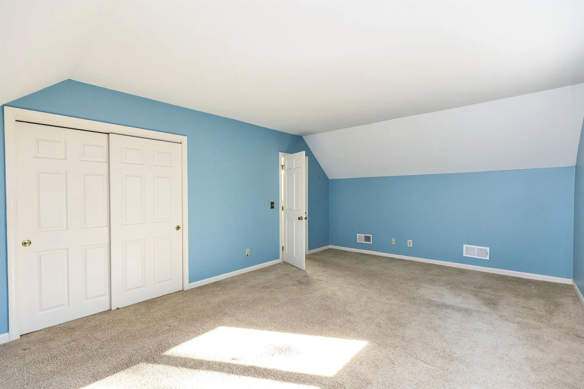 555 Straw Hill Road Manchester NH 03104