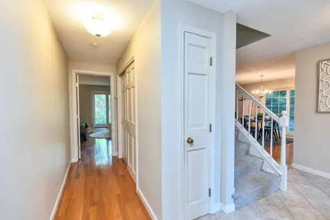 555 Straw Hill Road Manchester NH 03104