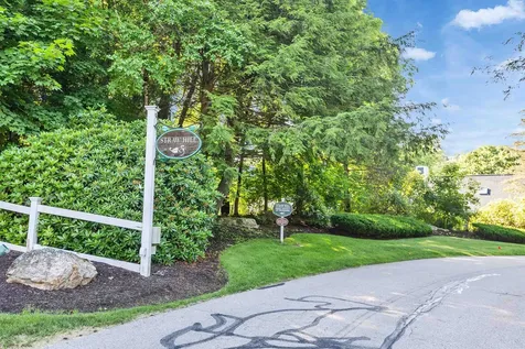 555 Straw Hill Road Manchester NH 03104