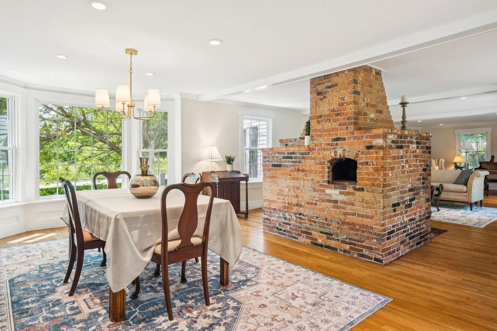 83 Worcester Road Hollis NH 03049
