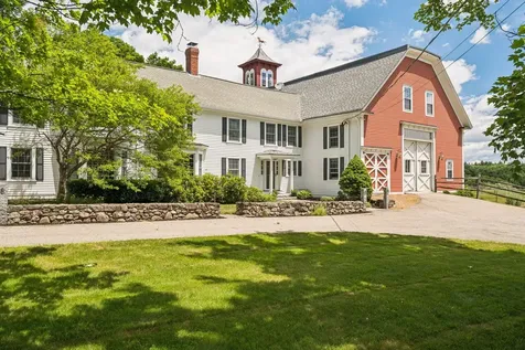 83 Worcester Road Hollis NH 03049