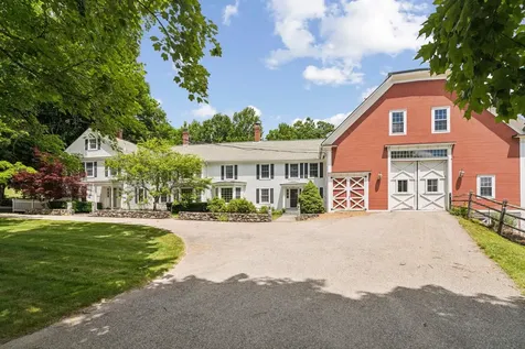 83 Worcester Road Hollis NH 03049