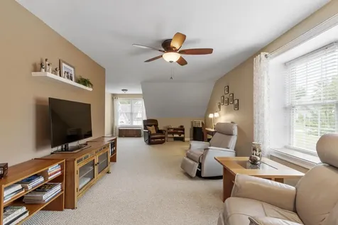 18 Harvest Road Windham NH 03087