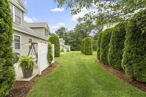 18 Harvest Road Windham NH 03087