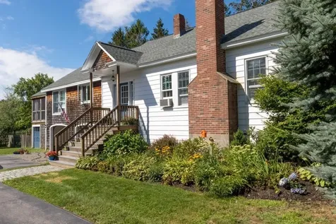 78 Atlantic Avenue North Hampton NH 03862