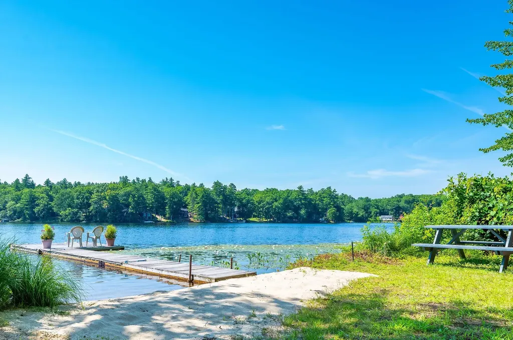 165 Calef Highway Lee NH 03861