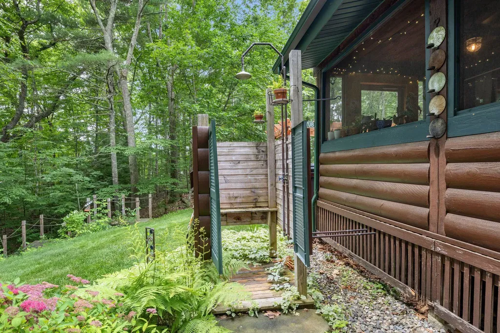 165 Calef Highway Lee NH 03861