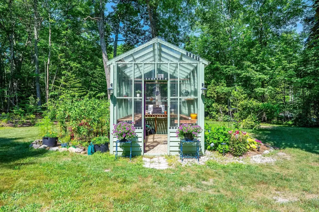 165 Calef Highway Lee NH 03861