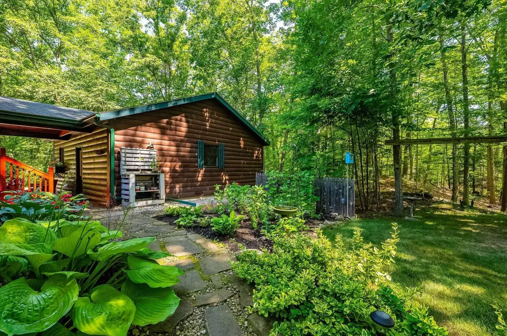 165 Calef Highway Lee NH 03861