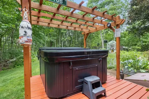 165 Calef Highway Lee NH 03861