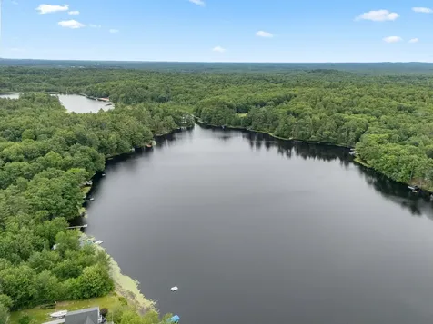 165 Calef Highway Lee NH 03861