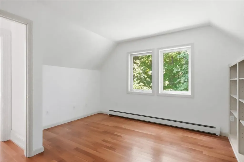 153 Cumberland Road Burlington VT 05408