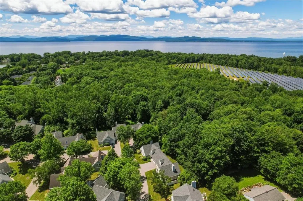 153 Cumberland Road Burlington VT 05408