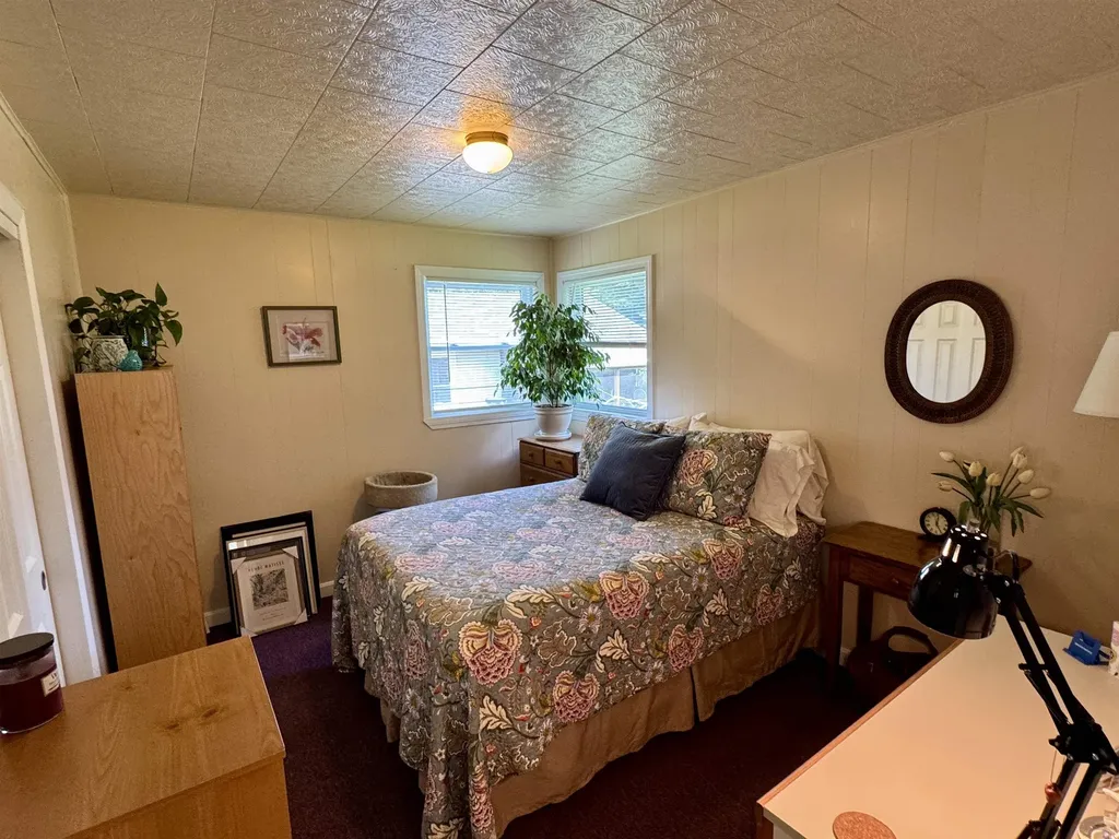 308 Indian Point Street Newport City VT 05855
