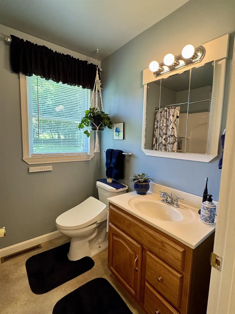 308 Indian Point Street Newport City VT 05855