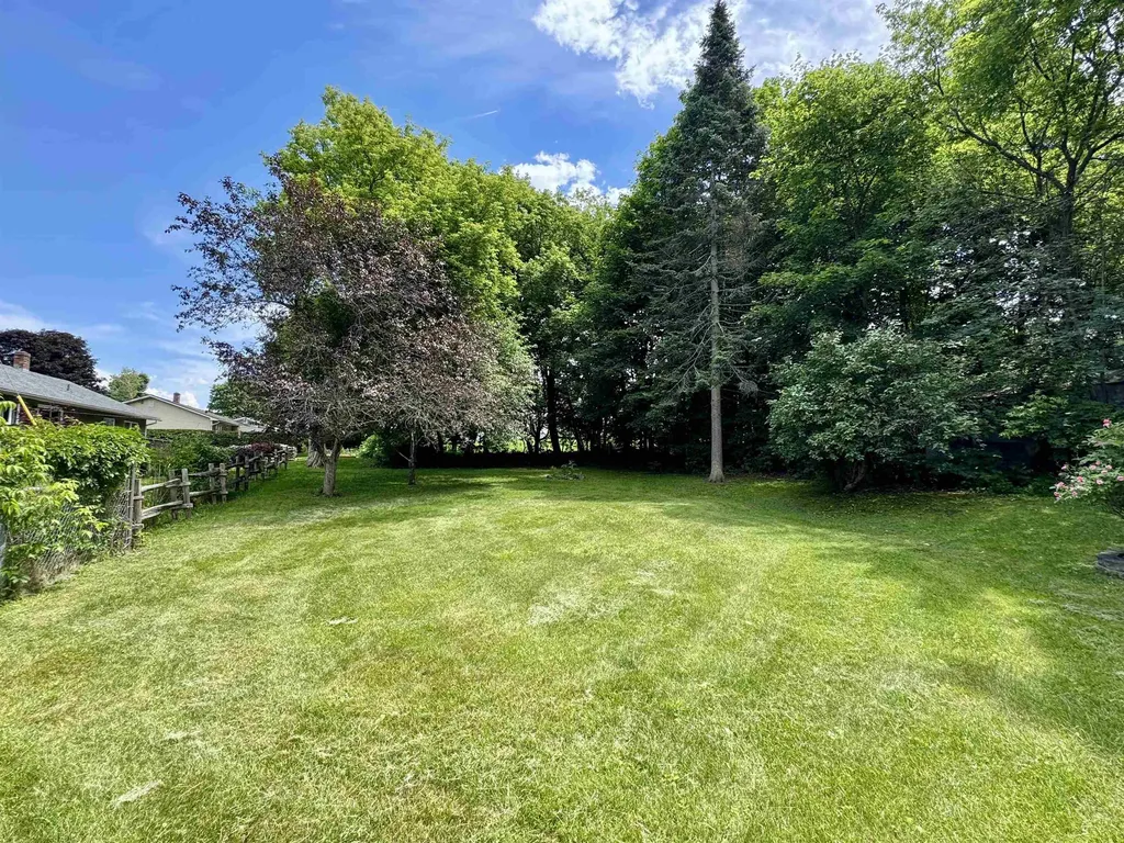 308 Indian Point Street Newport City VT 05855