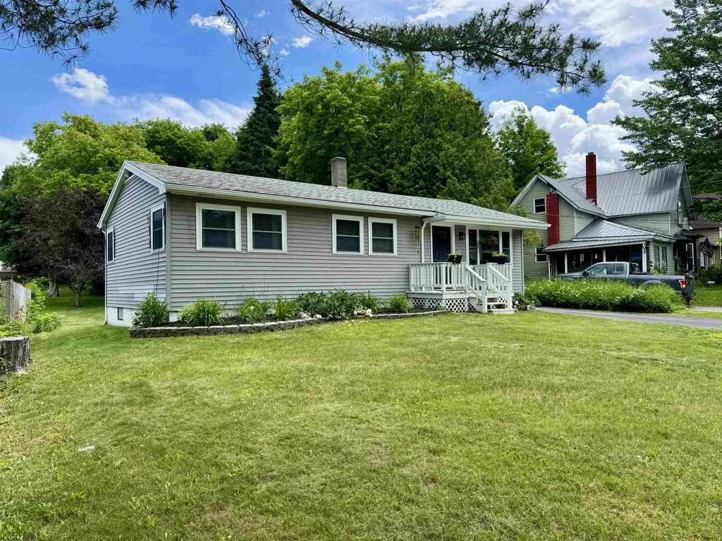 308 Indian Point Street Newport City VT 05855