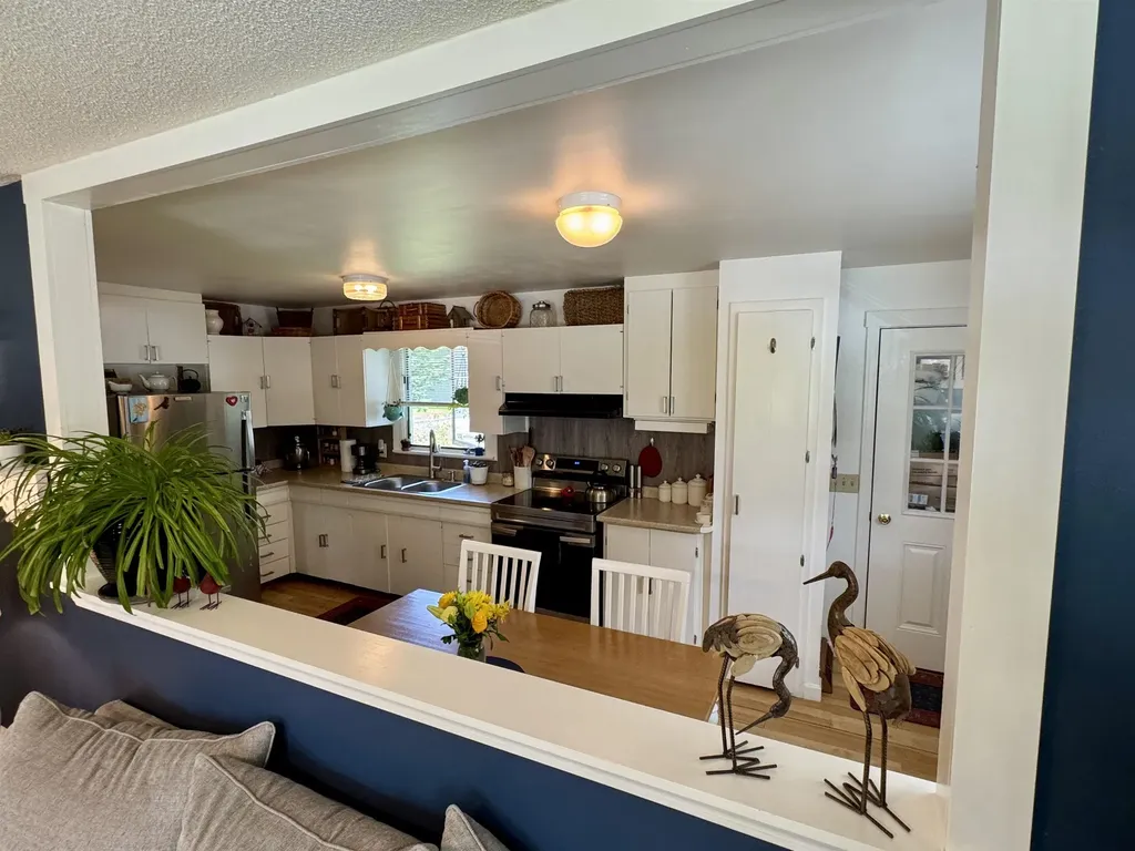 308 Indian Point Street Newport City VT 05855