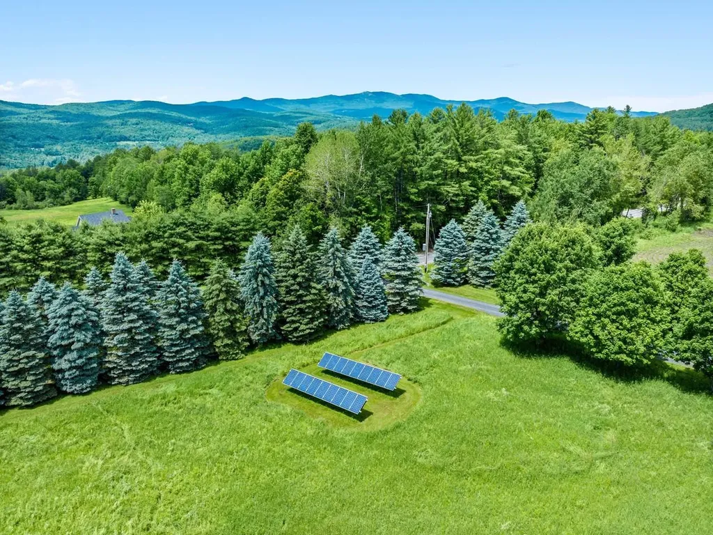 1910 North Street East Montpelier VT 05602