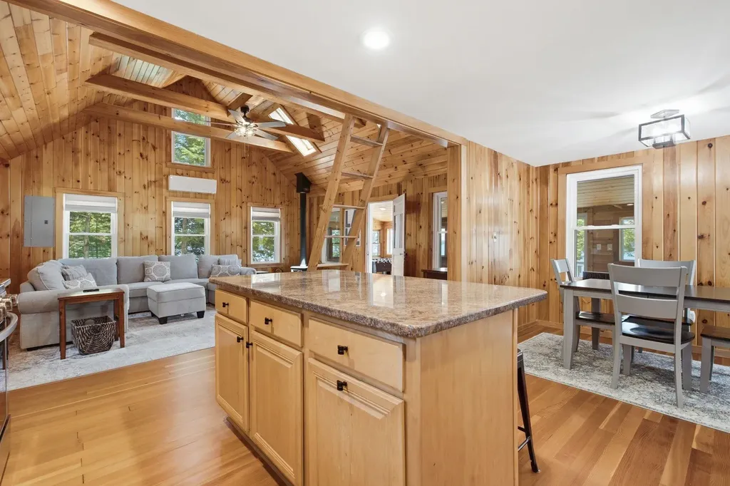 180 Point Road Wakefield NH 03872