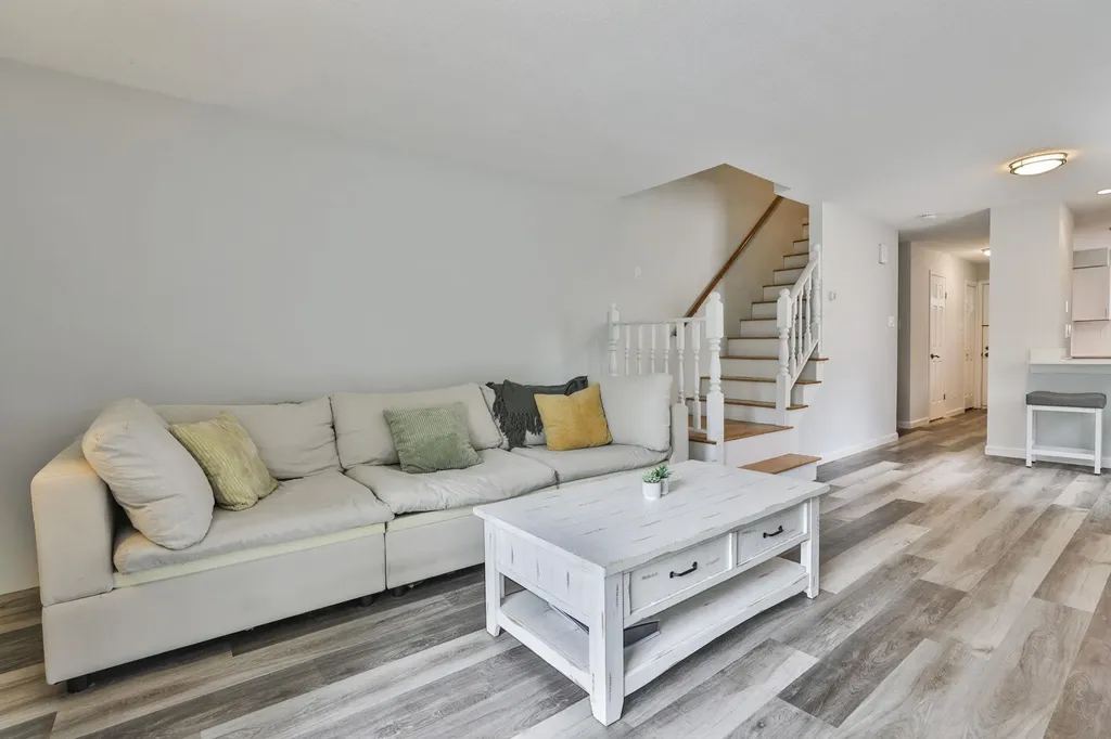 38 Shelburne Road Merrimack NH 03054