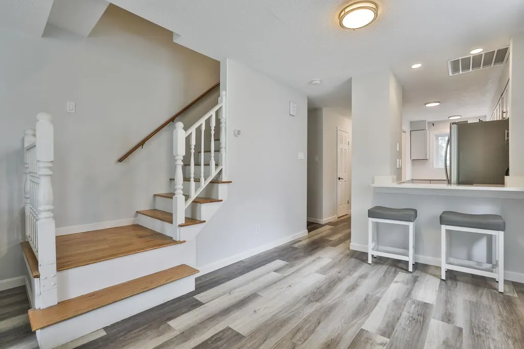 38 Shelburne Road Merrimack NH 03054