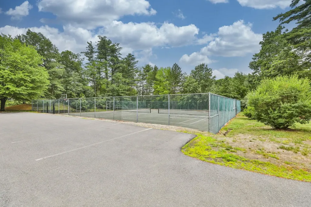 38 Shelburne Road Merrimack NH 03054