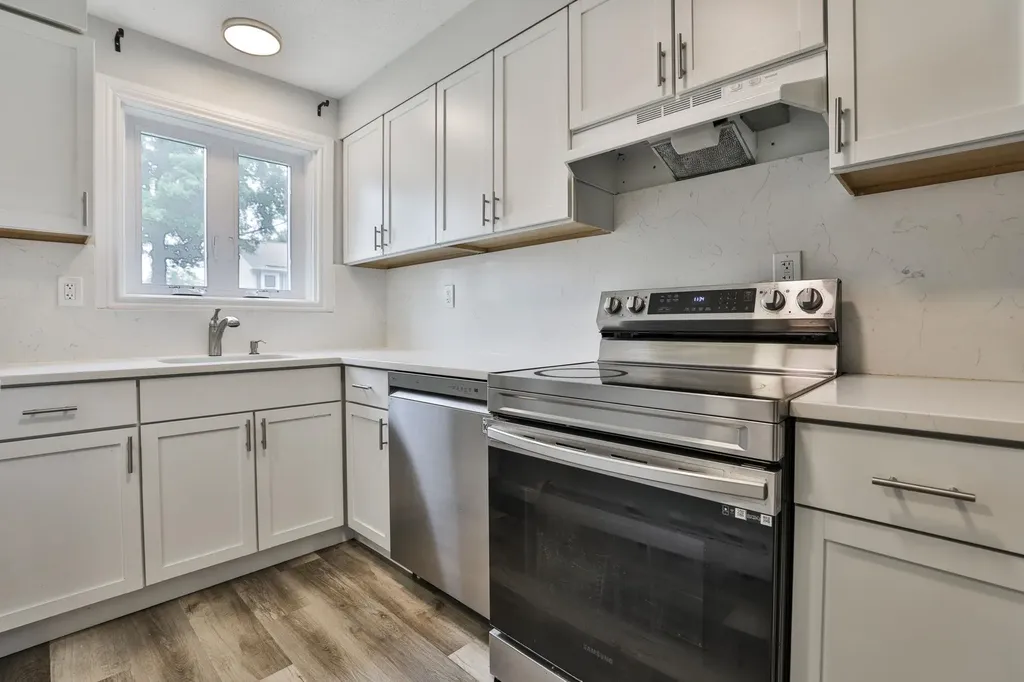 38 Shelburne Road Merrimack NH 03054