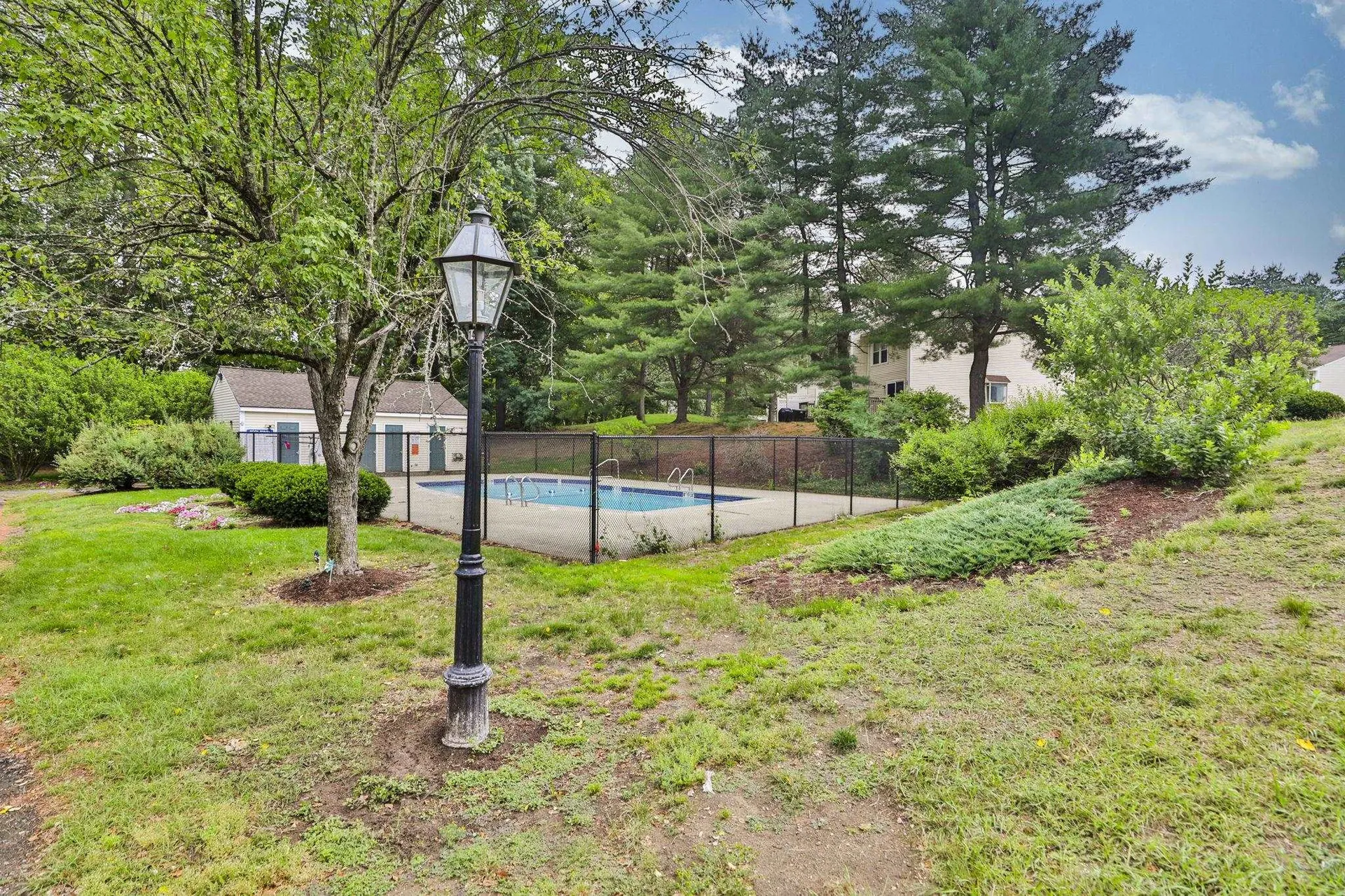 38 Shelburne Road Merrimack NH 03054