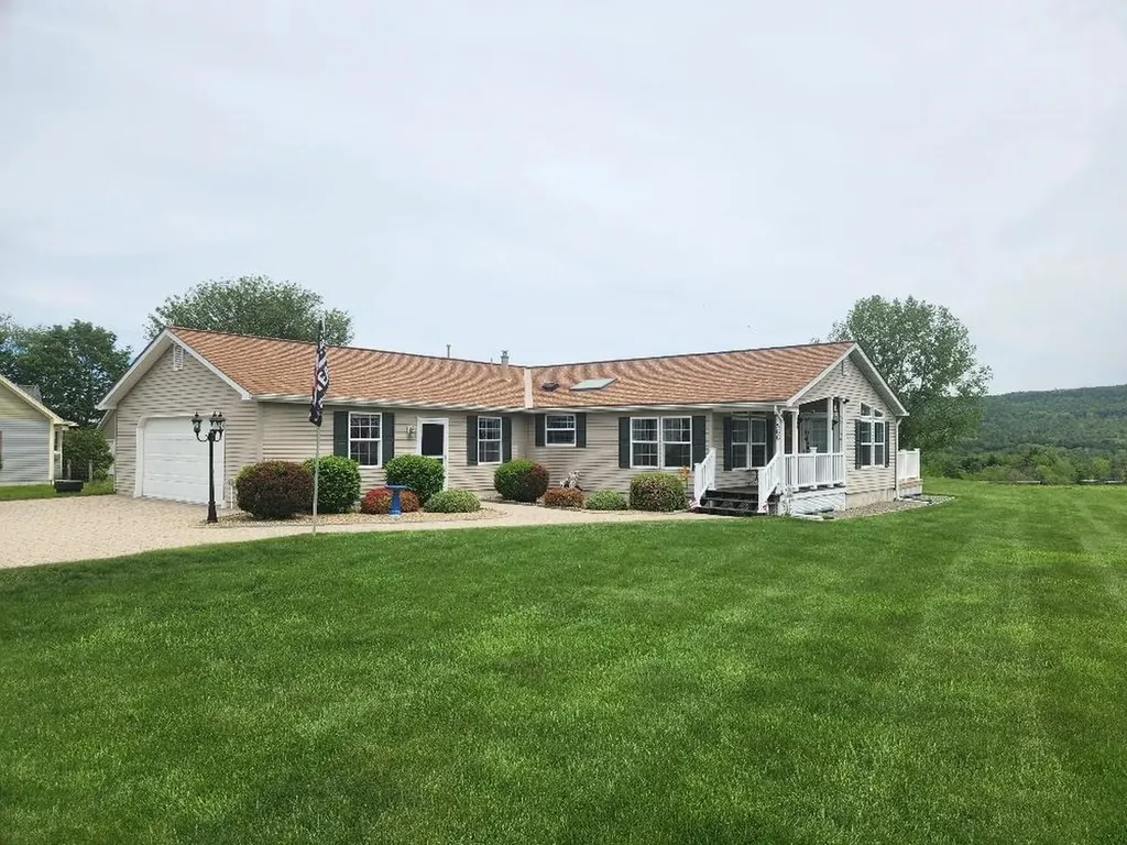 566 Calavant Hill Road Charlestown NH 03603