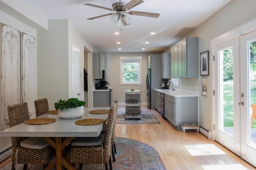 25 Colden Road Colchester VT 05446