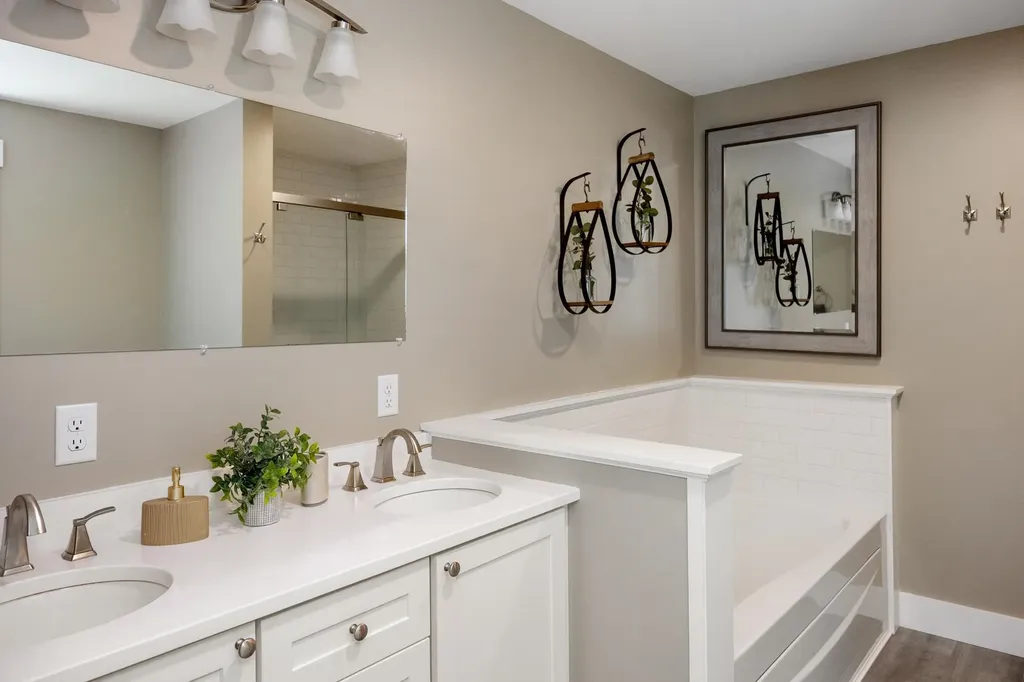 25 Colden Road Colchester VT 05446