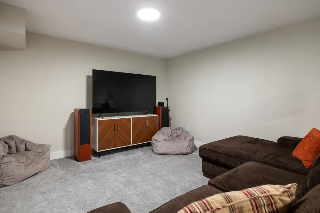 25 Colden Road Colchester VT 05446