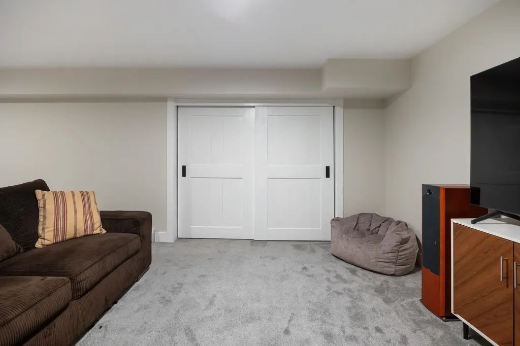 25 Colden Road Colchester VT 05446