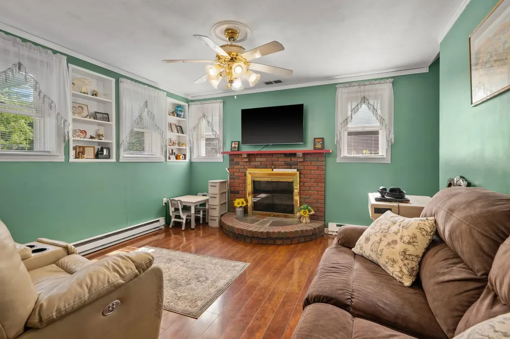 111 Shepard Home Road Chester NH 03036