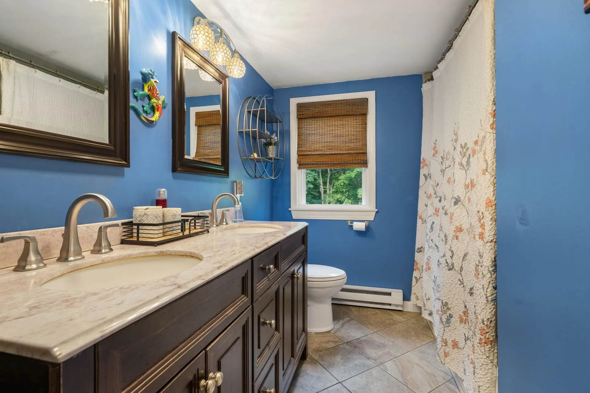 111 Shepard Home Road Chester NH 03036
