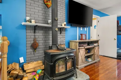 111 Shepard Home Road Chester NH 03036