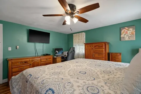 111 Shepard Home Road Chester NH 03036