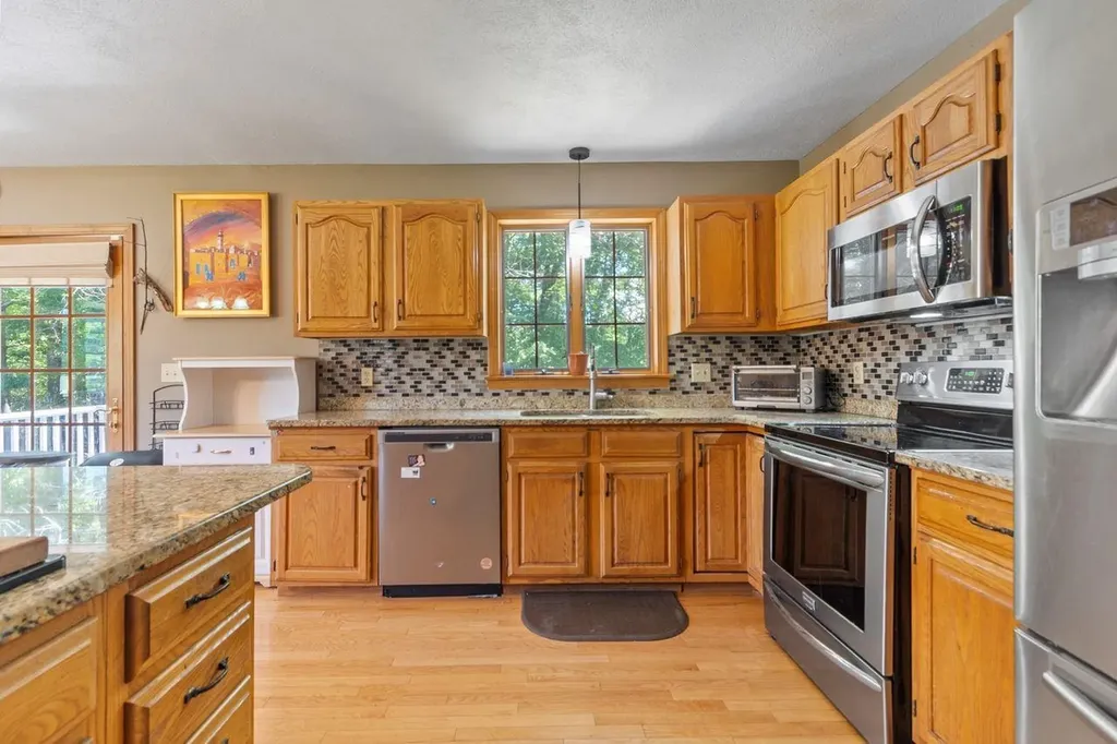 6A Kasher Drive Kingston NH 03848