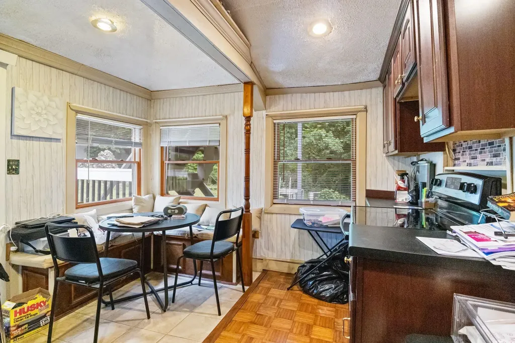 10 Sullivan Avenue Salem NH 03079