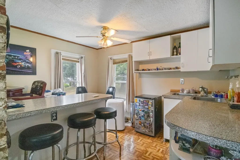 10 Sullivan Avenue Salem NH 03079