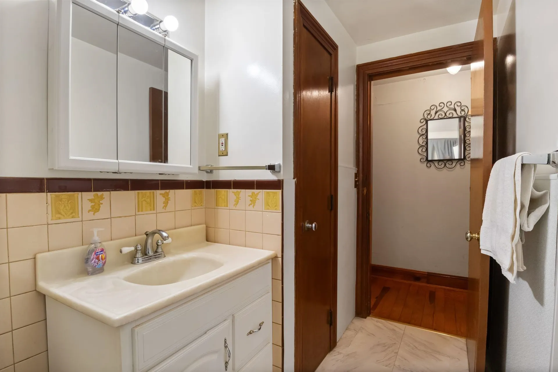 10 Sullivan Avenue Salem NH 03079